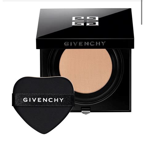 givenchy タンクチュールクッション